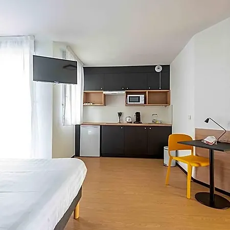 Apparthotel Le Hueb Grenoble 3*