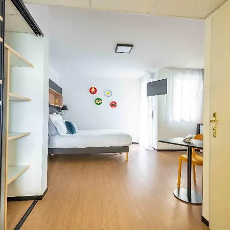 Apparthotel Le Hueb Grenoble גרנובל